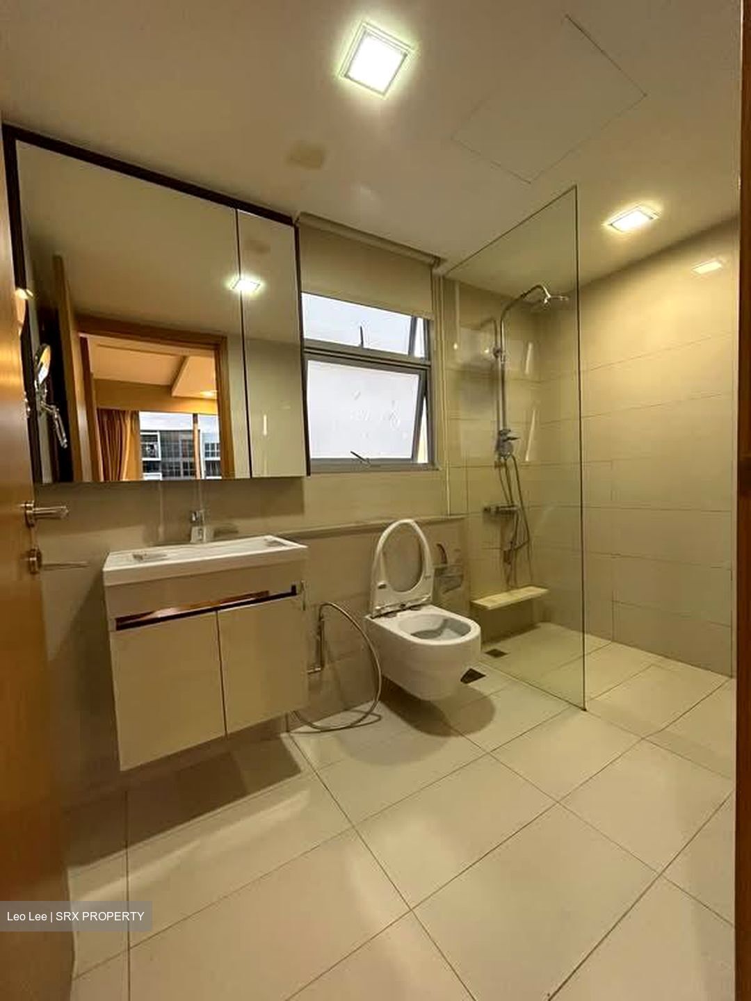 Prive (D19), Condominium #575431221